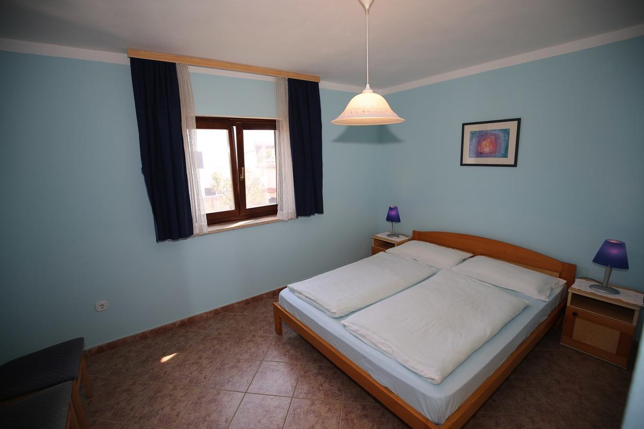 Apartments Coki Funtana Exterior foto